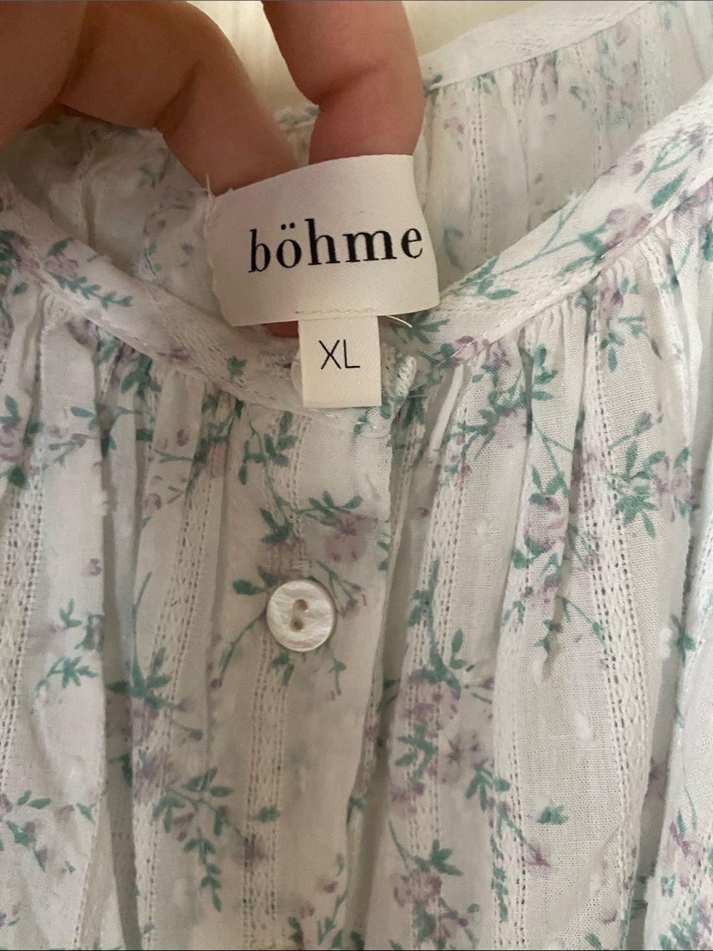 bohme White Floral Button-Front Puff Sleeve Blouse - Picture 5 of 8